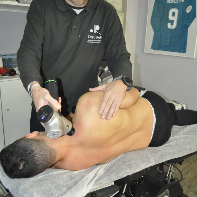 Equipamiento de fisioterapia en la Clínica Dani Reig Jaén